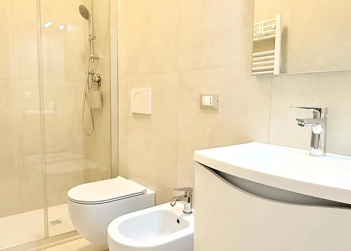 Senigallia, Ampio Trilocale Con Terrazzo - Se061